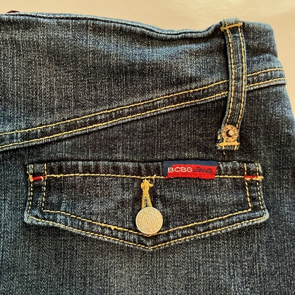 BCBG Maxazria Jeans Denim Skirt Size 4 - Picture 15 of 16